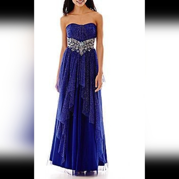 Roberta Bridal Blue Sparkling Embellished Strapless Gown - Picture 2 of 10